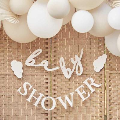 Guirlande baby shower creme